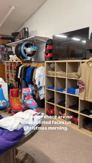 #update Sunday 7 December.
We are rained off, but we have our first ever Pokémon Club this morning 10-12 hosted by those lovely guys at @thewarpuk so you can come on down trade, battle and play.
The Southseas Skatepark shop will also be open until 4. So you have. Time to come on down and grab some sweet merch. We also have hot drinks available. 
#southsea #southseaskatepark #southseaseafront #southseavibes #skatepark #pokemon #pokemonclub